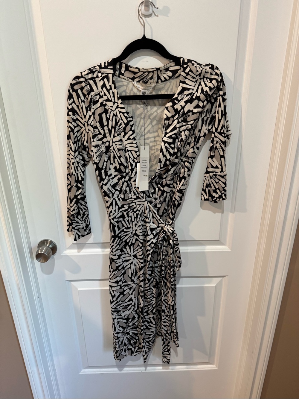 Diane Von Furstenberg Black and White Abstract Wrap Dress
